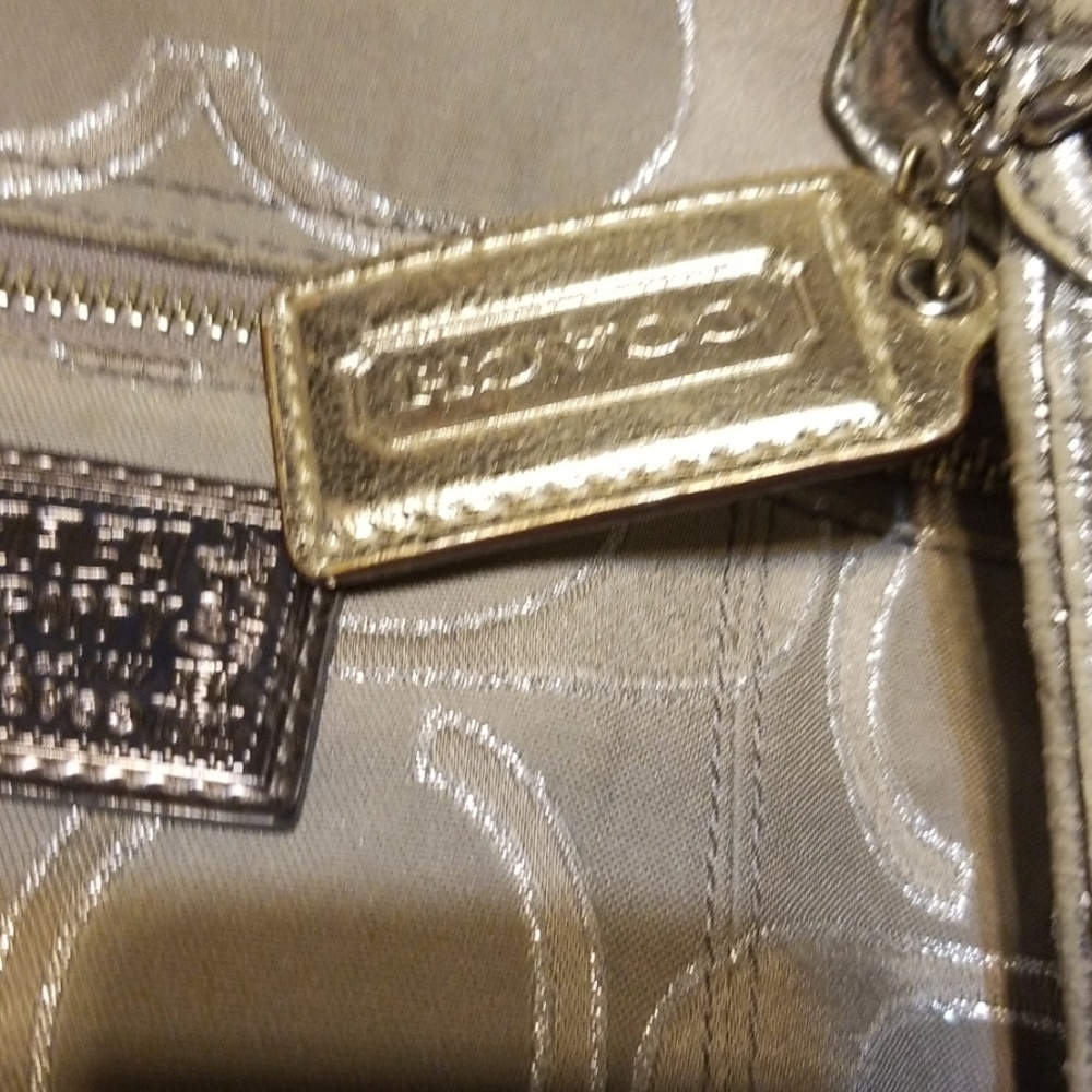 Handbag - Picture 5 of 5